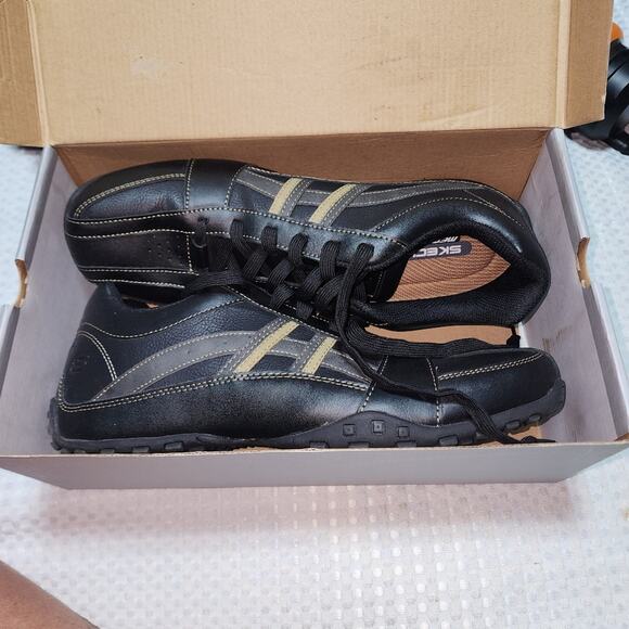 SKECHERS EUC MENS SIZE 13M MILAN SNEAKERS SHOES - Picture 1 of 10